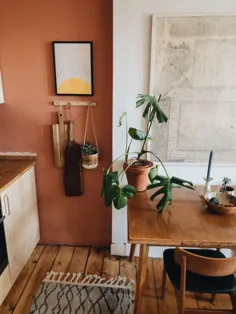 قبل و بعد: یک آپارتمان کوچک و غفلت شده یک آشپزخانه کامل و یک پالت رنگی خاکی جدید