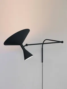 چراغ دیواری مارسی توسط لوکوربوزیه