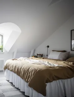 اتاق خواب پشت بام با جذابیت زیاد - طراحی COCO LAPINE