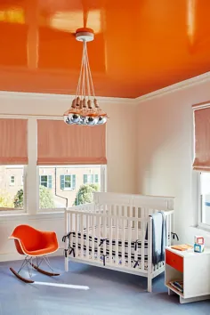 سقف نارنجی براق برای مهد کودک مدرن با رنگ سفید - تزیین