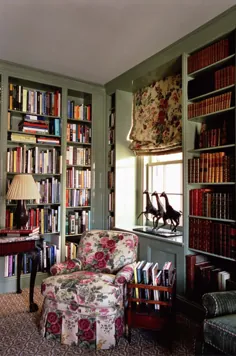 mcmillen-Interior-Design-English-Country-Style-Chintz-Library-green-Forrest-Dark-lacquer-painting - The Glam Pad