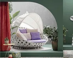 Chaise Curve: یک صندلی مجلل مخصوص استخر بتونی صیقلی.  |  اتسی