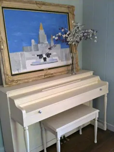 نقاشی پیانو با رنگ گچی آنی اسلون