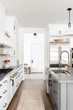 جزیره آشپزخانه خاکستری استیل با شمارنده گرانیت چرمی مشکی - انتقالی - آشپزخانه
