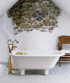 فضای داخلی زیبا: حمامی جدید و قدیمی