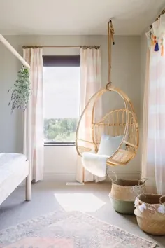 اتاق خواب با صندلی آویز گوشه ای - انتقالی - اتاق خواب