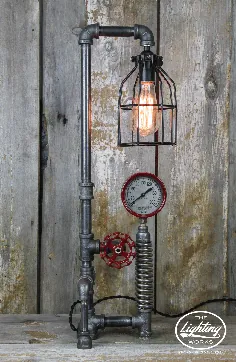چراغ رومیزی Steampunk با فنر استیل - هندل و سنج قرمز