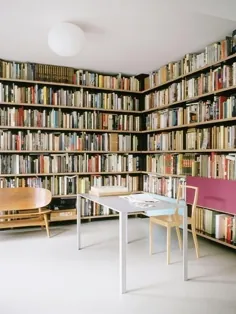 قفسه های کتاب از کف تا سقف