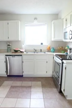 کابینت های آشپزخانه سفید و سفید Dover