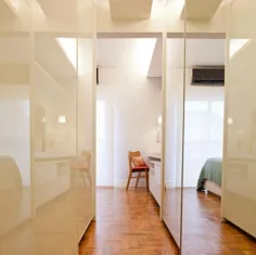گنجه com Guarda roupa com porta espelhada e cadeira comum |  Studio Scatena Arquitetura 22334 - Viva Decora