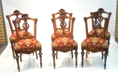 (6) صندلی های جانبی گردوی پیروزی دار UPHOLSTERED - 26 سپتامبر 2017 |  Echoes Antiques & Auction Gallery، Inc. در نیویورک