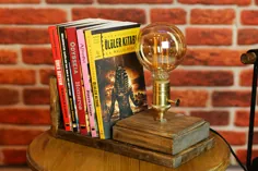 چراغ Bookend ، کتاب سبک Steampunk ، روستکی ، پایه کتاب چوبی ، قفسه نگهدارنده کتاب ، چراغ میز ، قفسه کتاب ، هدیه کتاب دوست ، Housewarming 4u