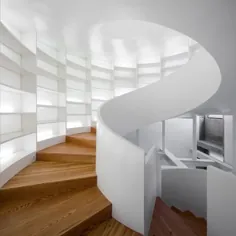 پلکان مارپیچی برای 6000 کتاب - معماری مدرن از پرتغال