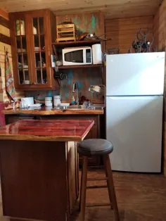 چهارپایه روستکی برای جزیره آشپزخانه