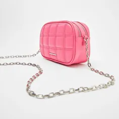 Double zip chain handle bag 🍭
قیمت ۹۸۰
Bershka