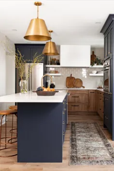 ... رنگ های آشپزخانه: جنگل های گرم ، آبی تیره ، خاکستری گرم و سفید ترد |  طرح