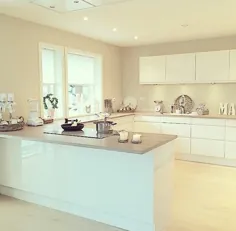 تصویر مربوط به رنگ سفید در آشپزخانه توسط crackleberryfurr