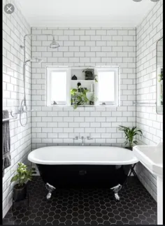 دیوارهای حمام بازسازی کنید.  دوغاب سیاه