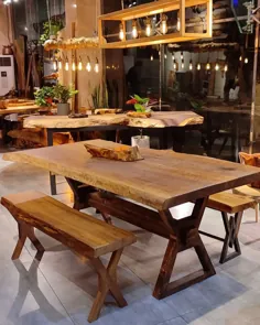 میز ناهارخوری پایه چوبی چوب گردو 
در ابعاد مختلف قابل ساخت هست در مجموعه آریازی

یک میز چوبی شیک  در منزل 
یک فضای زیبا با حس و حال خوب برامون میسازه  که در کنار خانواده دور آن نشستن و غذا خوردن لذت داره

این میز در طول دو متر و عرض ۹۰ سانت با چوب گردو هس