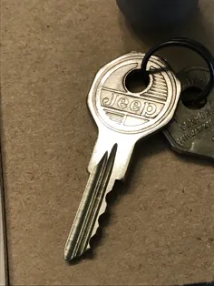 کلید احتراق لوگوی اصلی جیپ