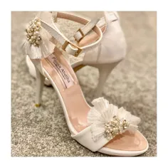 Parisa Abdiha
—————-
.
.
.
#parisaabdihaa_bride #wedding #weddingshoes #bride #bridalshoes #brideshoes #weddingblog #shoes #handmade #fashionshoes #newcollection #shoescollection #fashion #brideandgroom #عروس #عروسی_ایرانی #کفش_عروس #عروسی #عروسی_لاکچری #
