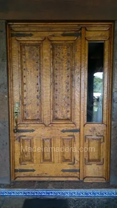 درهای چوبی منبت کاری شده ، درب چوبی عتیقه ای ، درهای انبار ، درهای دست ساز ، درب های داخلی داخلی
