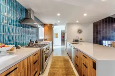 کابینت های قهوه ای طراحی آشپزخانه اواسط قرن - روند تزئینات منزل - Homedit