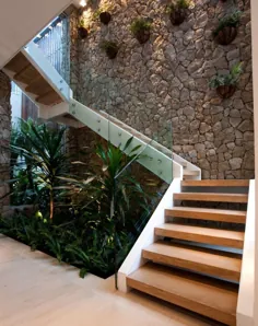 خانه دیواری راهنمایی cruz arquitectos corredores، halls e escadas minimalistas |  احترام گذاشتن