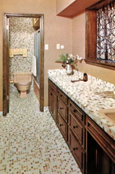 50 ایده طراحی کاشی حمام دهه 1960