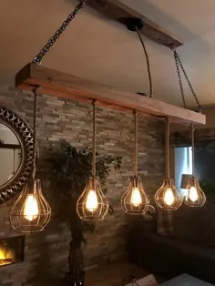 چراغ سقفی پرتو چوبی بازیافتی جامد روستایی با آویزهای طناب و قفس های روستایی وسایل لامپ ادیسون رقابت می کند