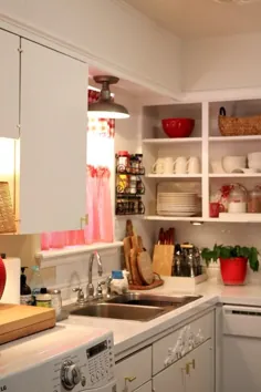 چگونه من آشپزخانه اجاره ای خود را تغییر شکل دادم · خانه کوچک دنج
