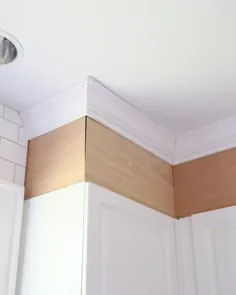 چگونه فضای بالای کابینت های آشپزخانه را محصور کنیم