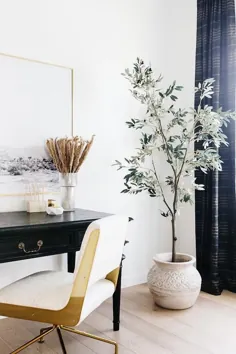 صندلی سفید و طلایی با میز مشکی فرانسوی - انتقالی - اتاق خواب