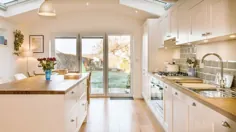آشپزخانه White Shaker با میز کار چوبی - Burwash East Sussex