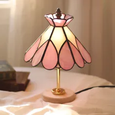 شیشه رنگی لامپ قلب صورتی رنگ شیشه رنگی پایه لامپ عتیقه لامپ پرنعمت چراغ روشنایی تختخواب چراغ روشنایی میز
