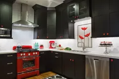 22 آشپزخانه با کابینت های سیاه زیبا