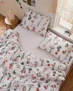 Urban Outfitters در اینستاگرام: "بدترین تختخواب های جدید فقط با 59 دلار شروع می شود تا بتوانید راحت ترین زندگی خود را داشته باشید.  اکنون آنلاین شوید!