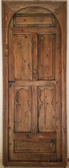 Moorish Old riad door دست ساز در مراکش با طاق نما قطعه معماری خاورمیانه درب چوبی مدیترانه ای