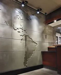 ویژگی دیوار نقشه جهان - استارباکس تورنتو.  |  طراحی بتونی آنتونی |  Archinect