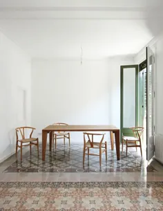 بازسازی یک آپارتمان در بارسلونا توسط لورا بونل ماس