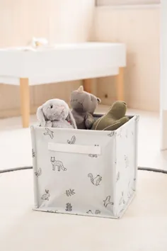 مکعب های نگهداری از مهد کودک که با حیوانات جنگلی تزئین شده است