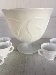 کاسه و فنجان های پانچ شیشه شیر سفید Vintage |  اتسی