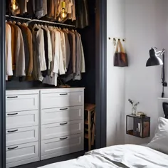 Edel: Schlafzimmer in weiß، grau & gold