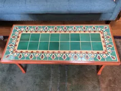 میز چوبی مستطیل تزئین شده با کاشی تزئینی برجسته عالی مالیبو با حاشیه و رنگ سبز