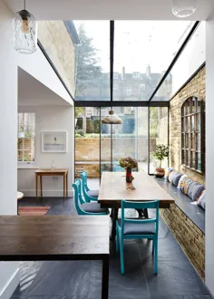 HÛT پسوند شیشه ای "مانند نگین" را به خانه شرقی لندن اضافه می کند