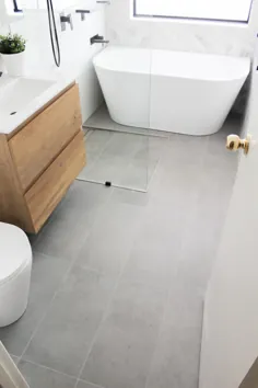کف حمام خاکستری