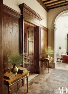 خانه ای به سبک ایتالیایی در لاس وگاس عناصر مدرن را با جذابیت دنیای قدیم ترکیب می کند