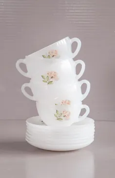 مجموعه چای شیشه شیر فرنچ فرنچ  6 فنجان و بشقاب چای آرکوپال ، با گل رز.