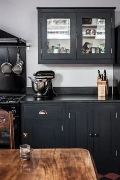بسیاری از مزایای میزهای آشپزخانه سیاه |  زندگی تزئین شده