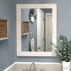 آینه غرور حمام Farmhouse: 24 x 31 سفید |  اتسی